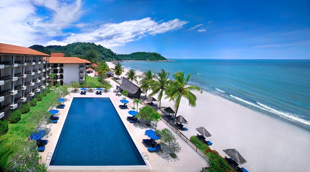 ไฮแอท รีเจนซี กวนตัน รีสอร์ต Hotel ภายนอก รูปภาพ The beach at the Shangri-La Tanjung Rhu Resort
