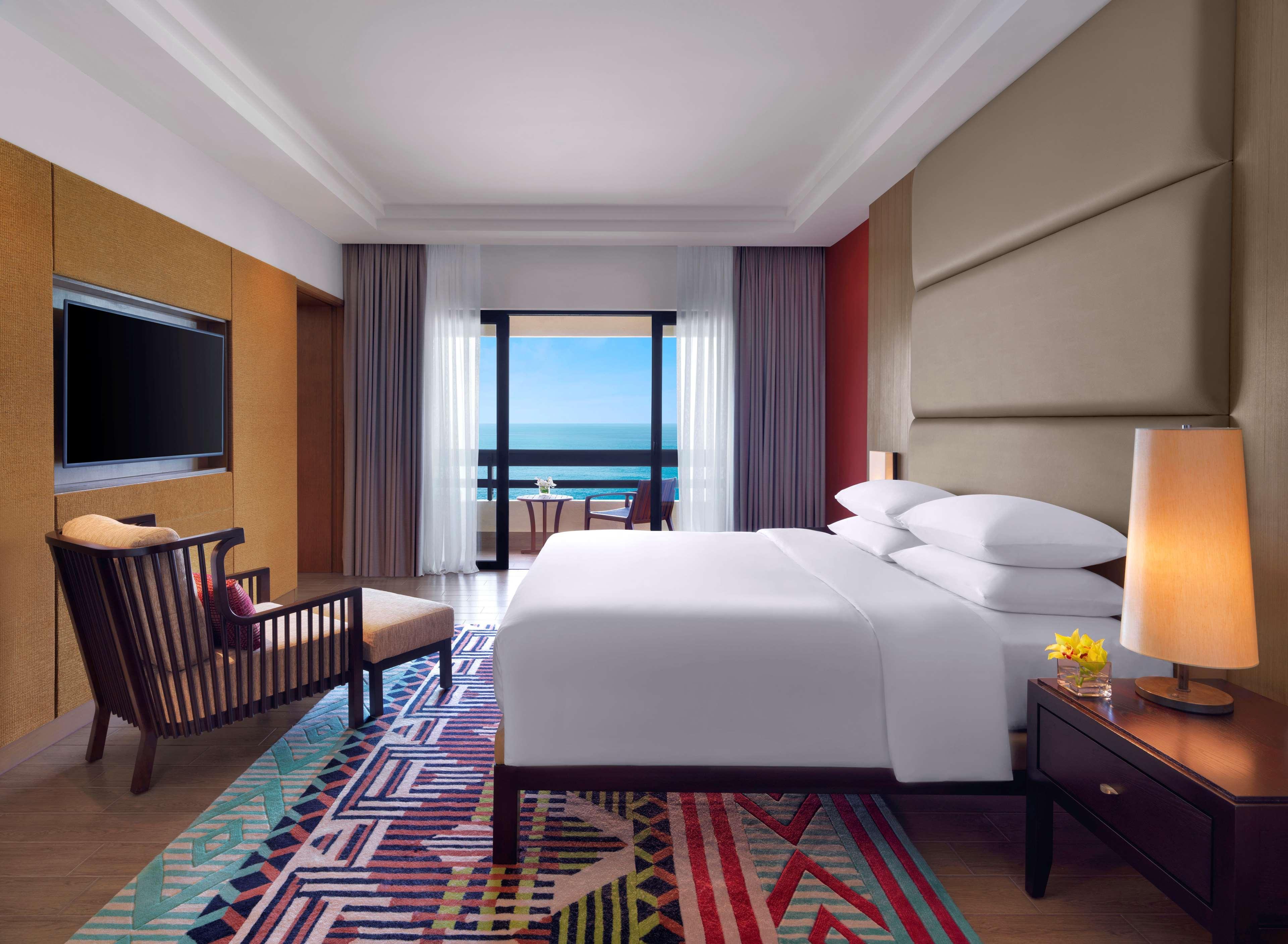 ไฮแอท รีเจนซี กวนตัน รีสอร์ต Hotel ภายนอก รูปภาพ Deluxe Ocean View Room